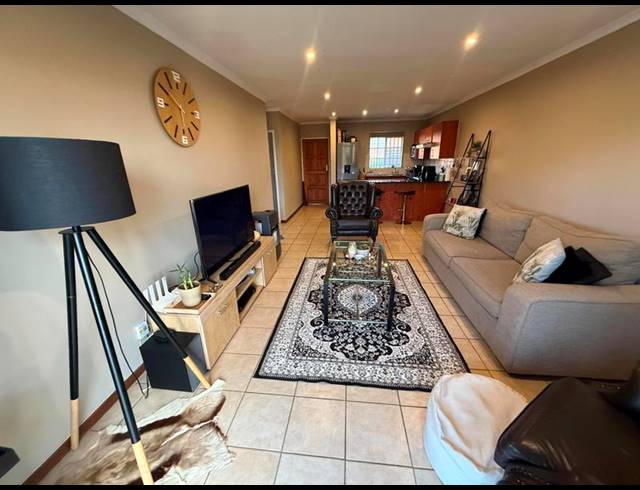 2 BEDROOM TOWNHOUSE FOR SALE IN THE REEDS